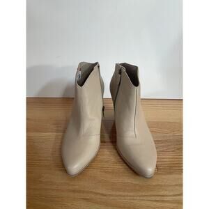 Eileen Fisher Size 10 leather booties‎